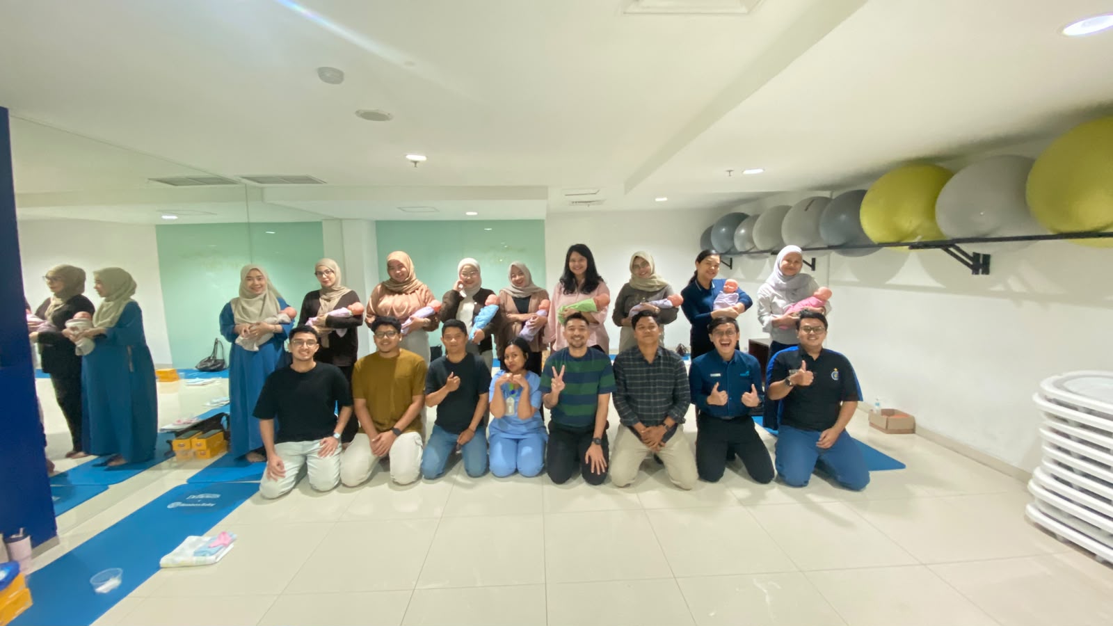 Parenting Class : Perawatan Bayi Baru Lahir